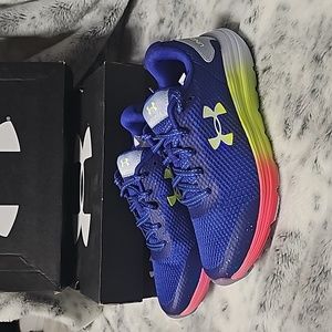 Under Armour Girls Surge 2 Splash 4Y